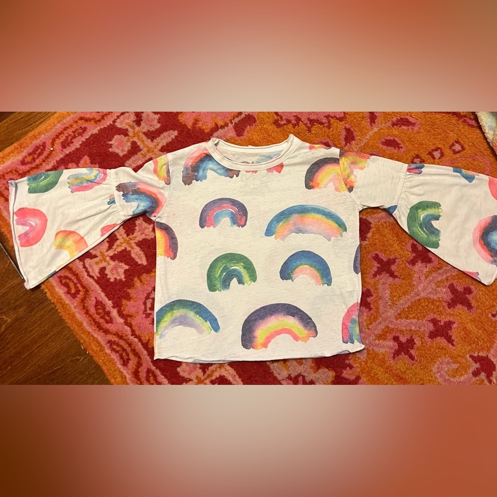 Chaser rainbow top